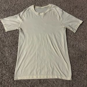Lululemon light yellow men’s tshirt